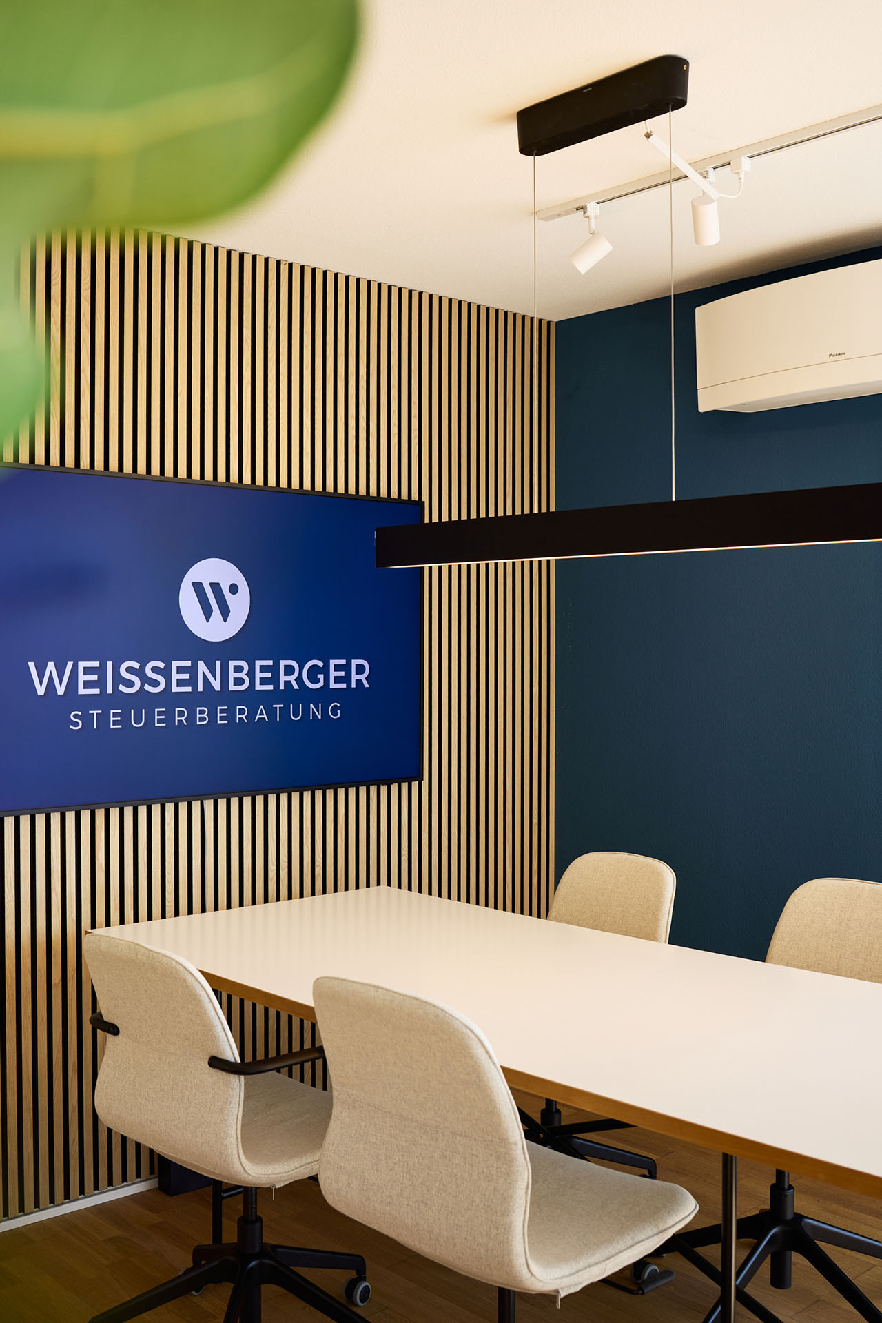 Premium Branding – Christine Singer